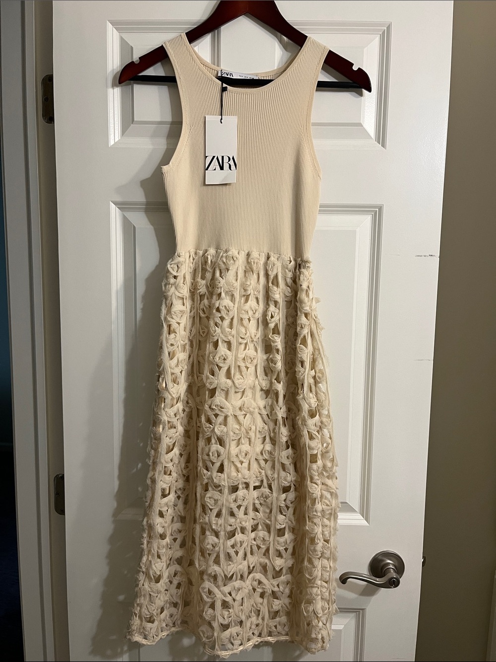 Zara Ivory Sleeveless Lace Skirt Dress